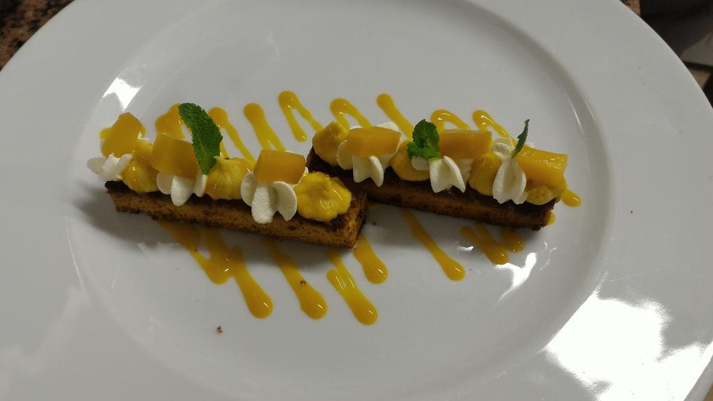 Logis Hotel Restaurant Des Chateaux آزاي لو ريدو المظهر الخارجي الصورة